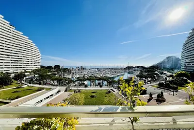 Image de 2 Pièces Neuf 4ème Étage Marina Baie des Anges