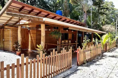 Image de Beachfront Casita on Playa Cocles - A Surfer's Paradise!