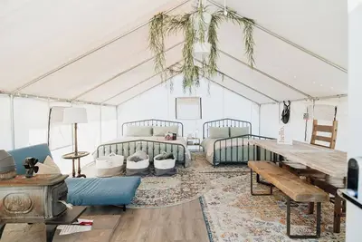 Image de Sunset Safari Family Tent near Utah National Park