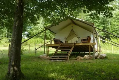 Image de The Lee Glamping Tent