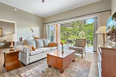 Image de Maui Resort Rentals: Honua Kai Konea 148 – Upgraded, Extra-Large Ground Floor 1br, Spacious Lawn Area + Easy Pools/Beach Access