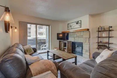 Image de Modern Mt Getaway | 1br Condo at Shadow Run!