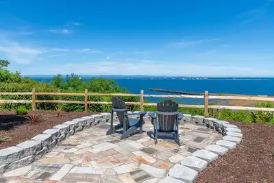 Image de Port Angeles Mid Century Ocean lookout
