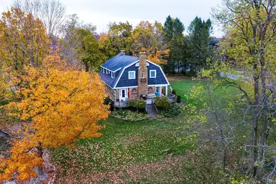 Image de Incredible Farm Oasis with plenty of space and land