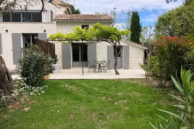 Image de Gîte dans un Mas Provencal avec piscine, 3km du centre de l'Isle-sur-la-Sorgue