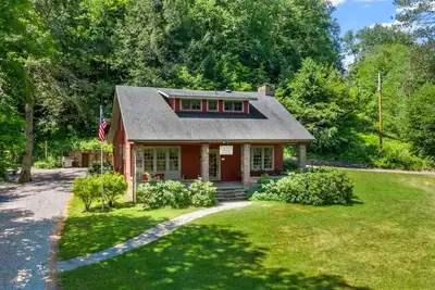 Image de Folded Hills Lodge and Private Park