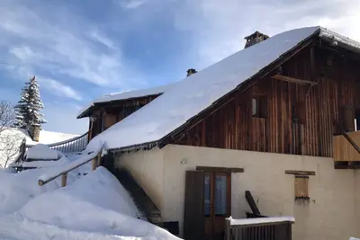 Image de Praloup 1500 Duplex de charme 70 m2 dans chalet- vue magnifique -6 personnes