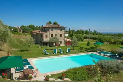 Image de Villa à Capannori avec 6 chambres à coucher, 12 couchages