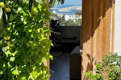 Image de Villa 7ème \/\/ vue mer \/\/ piscine \/\/ 4 chambres \/\/ Roucas Blanc \/\/ Endoume