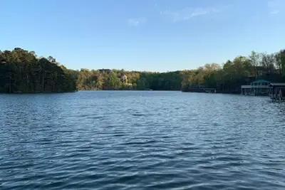 Image de Smith Lake House, Snowbird House, holds 16, Dock & Boat Slip, Cullman County