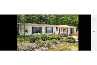 Image de Upper Silver Lake, Newly Renovated, Excellent Location! ! !