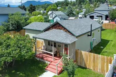 Image de Red Lodge Retreat w/ Hot Tub: 3 Blocks to Downtown