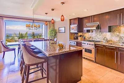 Image de Maui Resort Rentals: Honua Kai – 6br + Den Resort Residence, 4500+ Combined Sq. Ft. , Oceanfront Views, Bbq on Balcony!