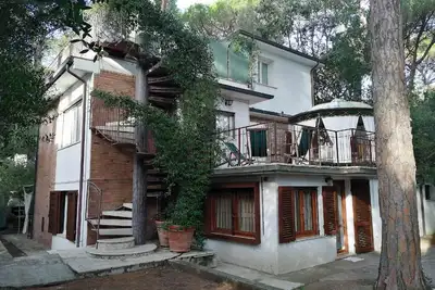 Image de Appartement de vacances Marina di Castagneto Donoratico pour 1 - 10 personnes avec 3 chambres Ă couc