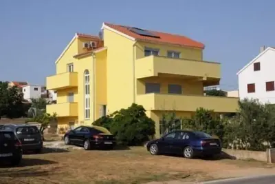 Appartement de vacances Vodice pour 1 - 9 personnes avec 3 chambres à coucher - Maison mitoyenne