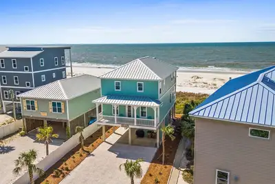 Image de Slo M'Ocean- Charming Beachfront Indian Pass Home- Sleeps 11, Pet Friendly!
