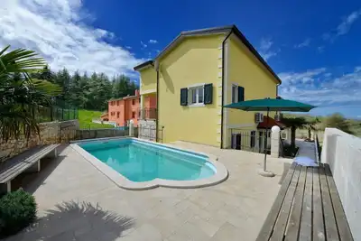 Image de Maison de vacances Mugeba pour 2 - 6 personnes avec 2 chambres à coucher - Maison jumelée