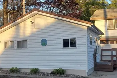 Image de Cottage #5 on Shawano Lake has everything you need. <br>Nice 1 bedroom cottage completely furnished
