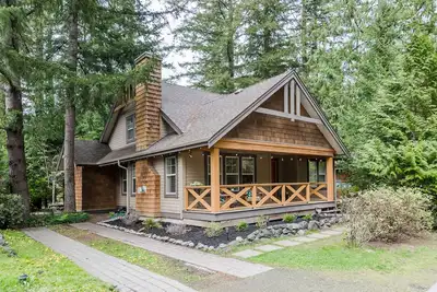 Image de Cozy Cultus Cottage with Shared Pool and Hot Tub. Pet-Friendly!