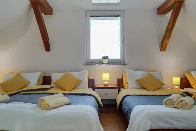 Image de Self Catering Cottage Duplex - Sleep 7