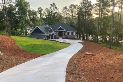 Image de Tranquility Cove - Gated community on Lake Keowee
