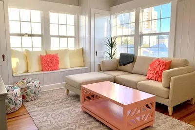 Image de Beach Bliss | steps to ocean | sleeps 12