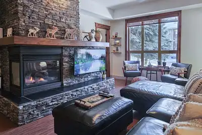 Image de Natures Retreat - Pool & Hot Tub - Spacious Patio