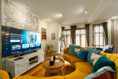 Image de City Retreat w/Hot Tub+Games Room+Twin Bbq+Parking