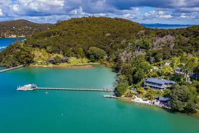 Image de Kawau Lodge - Kotuku Master Suite plus 2 bedrooms