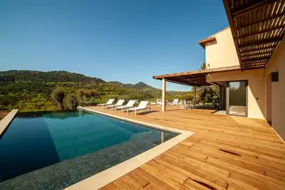 Image de Superbe villa moderne, tout confort au coeur du massif de l'Estérel
