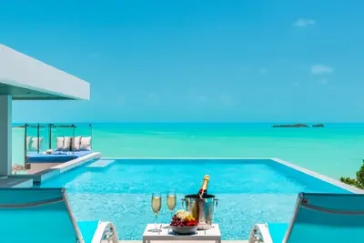 Image de Stunning 4 Bedroom Beach Front Villa - Turks & Caicos