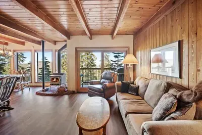 Image de Timber Ridge #19 - 1 Pet ok, Killer View, 2 Car Garage, Private Bbq, Gorgeous Pool, Ski In/Out