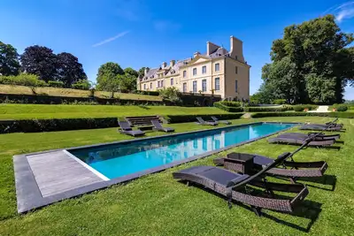 Image de Château with Spa, Golf, Tennis, Basket, swimming pools, gardens.