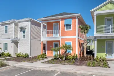 Image de Brilliant Cottage with Private Pool near Disney with Margaritaville Island H2o.