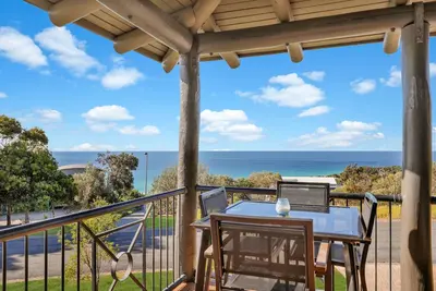 Image de Great views in quiet cul de sac, Point Lookout