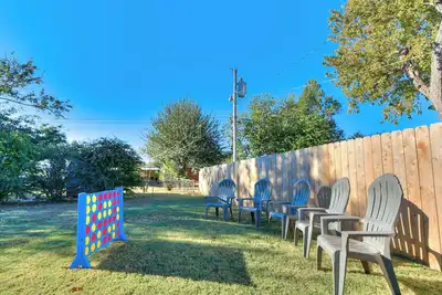 Image de Family-Ready Home w/Full Kitchen + Fast WiFi