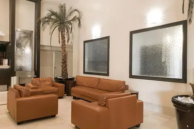 Image de Relaxing Beach Stay! 4 Awesome Units at Marco Polo Beach Resort, Pool Access