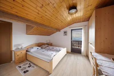 Image de Appartement \"Malgorerhof Lavendel\" avec vue sur la montagne, Wi-Fi, balcon et jardin partagé