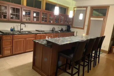 Image de Beach house on Lions Park Dr