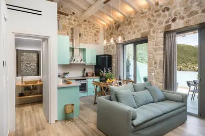 Image de Nicholas Stone House  - Doukades village lifestyle