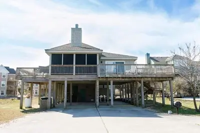 Image de ShipsWatch Resort Getaway at The Bennett— walk to the beach