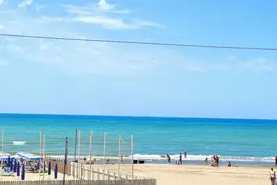 Image de House facing the sea