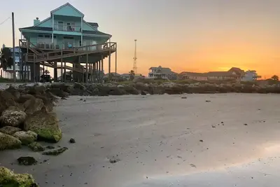Beachfront, spacious, & family-friendly