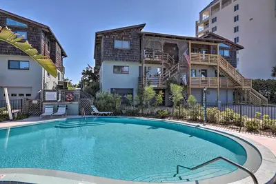 Image de New Smyrna Beach Townhome: Steps to Ocean!