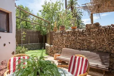 Image de Maison El Cuarto avec Wi-Fi, jardin et terrasse. Animaux de compagnie admis.