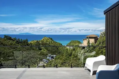 Image de 320 sqm with amazing sea views. Beautiful interior to make your stay relaxing.