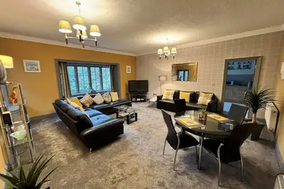 Image de 1 Bed-Prestige-Appartement-Douche-Vue sur Jardin