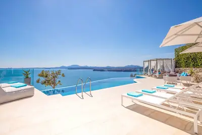 Image de 'Prestige Collection' | Contemporary Villa with sea views