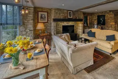 The Little Window, Classic Cotswolds Cottage
