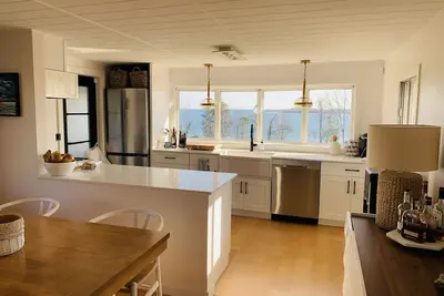 Image de Waupoos Beach House